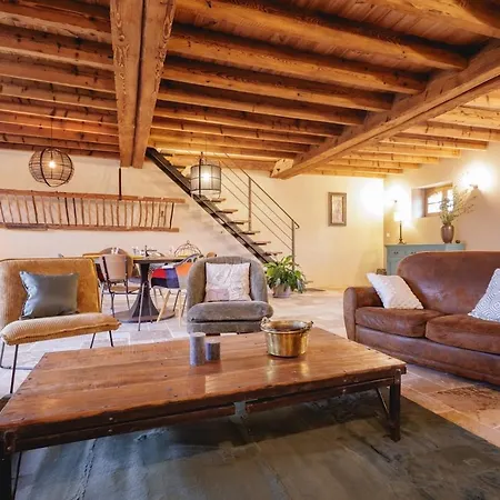 Hebergement 6 A 8 Couchages
